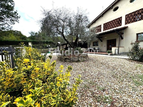 casa indipendente in vendita a Castelfranco Piandiscò in zona Vaggio