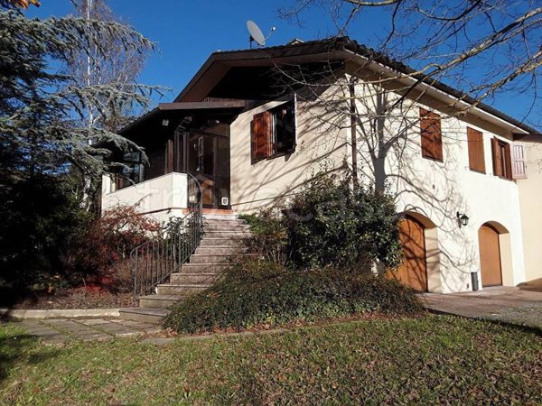 casa indipendente in vendita a Pratovecchio Stia in zona Villa