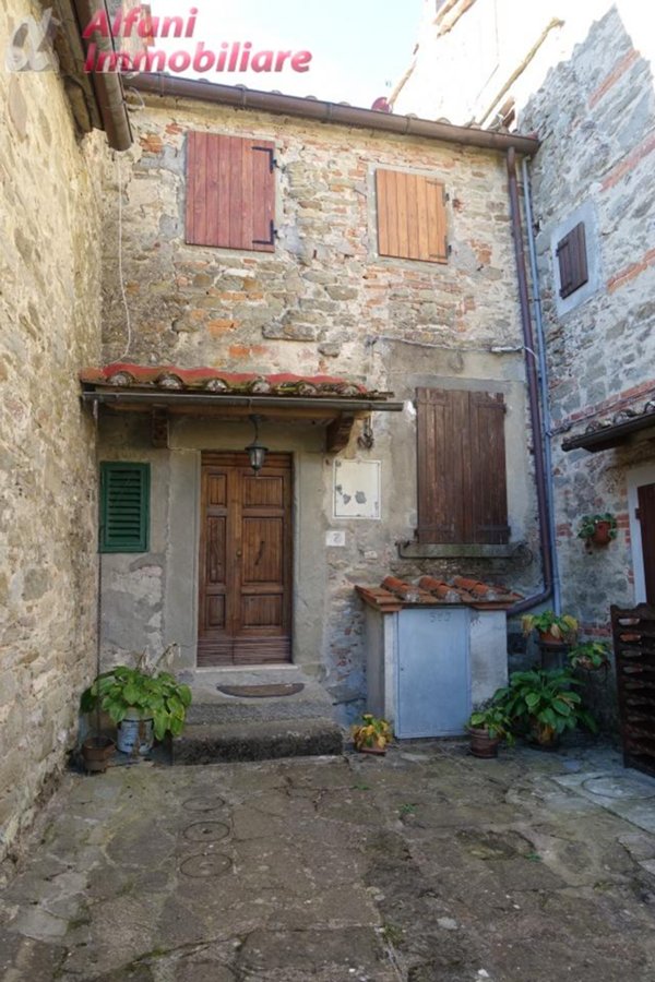 appartamento in vendita a Pratovecchio Stia in zona Papiano