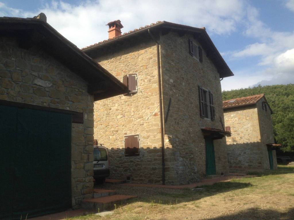 casa indipendente in vendita a Pratovecchio Stia in zona Stia