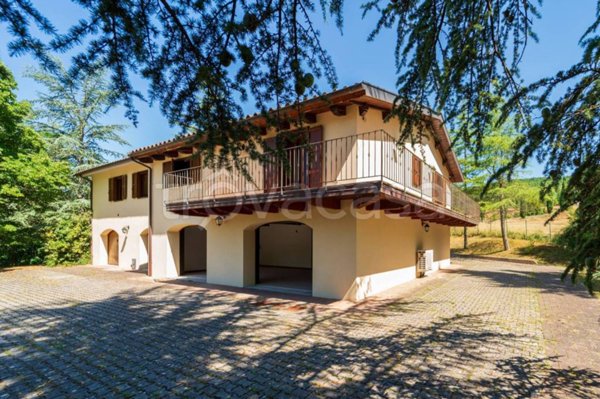 casa indipendente in vendita a Pratovecchio Stia in zona Villa