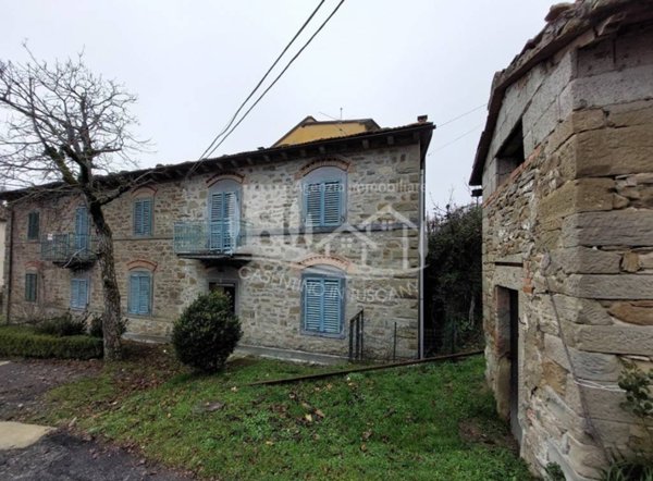 casa indipendente in vendita a Pratovecchio Stia in zona Pratovecchio