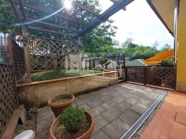 casa indipendente in vendita a Pratovecchio Stia in zona Villa