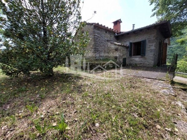 casa indipendente in vendita a Pratovecchio Stia in zona Stia