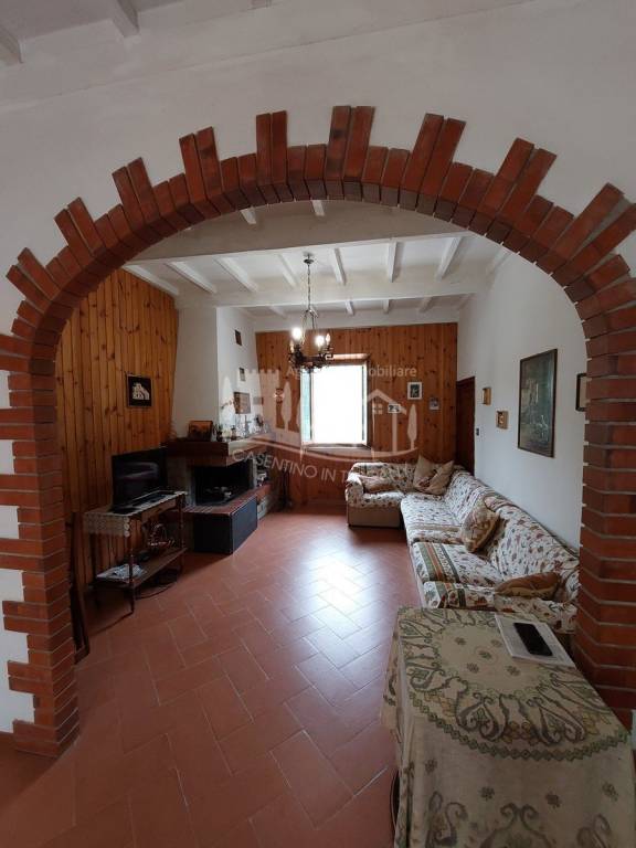 appartamento in vendita a Pratovecchio Stia in zona Stia