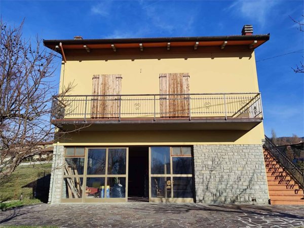 casa indipendente in vendita a Pratovecchio Stia