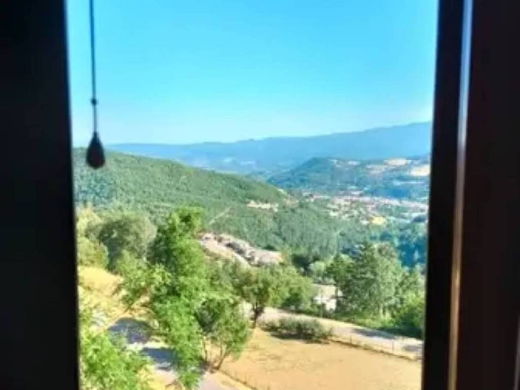 appartamento in vendita a Pratovecchio Stia in zona Papiano