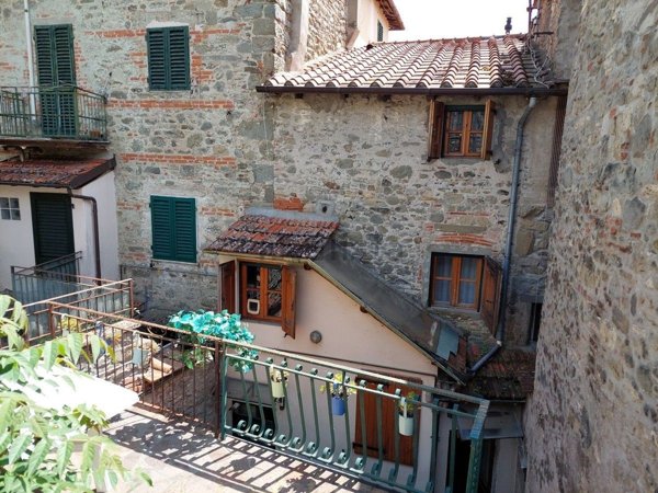 appartamento in vendita a Pratovecchio Stia in zona Stia