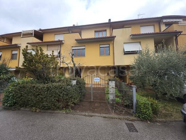 casa indipendente in vendita a Pratovecchio Stia in zona Villa