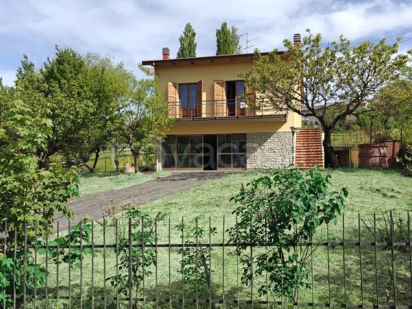 casa indipendente in vendita a Pratovecchio Stia in zona Villa