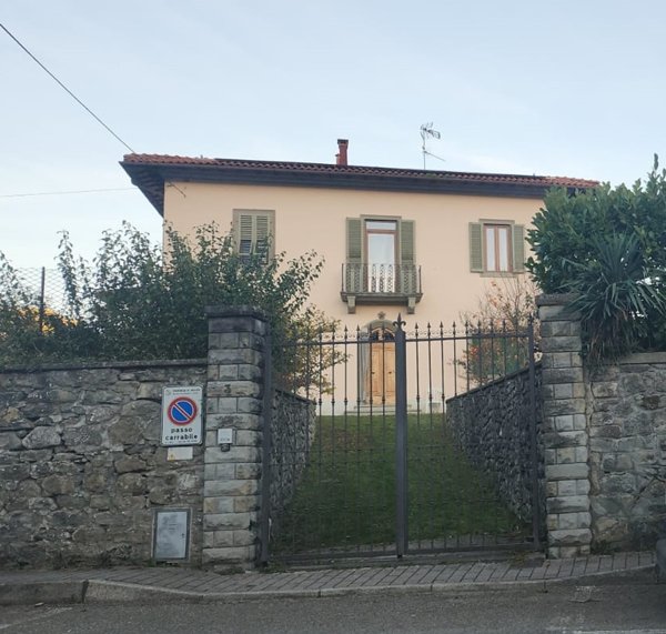 appartamento in vendita a Pratovecchio Stia in zona Pratovecchio