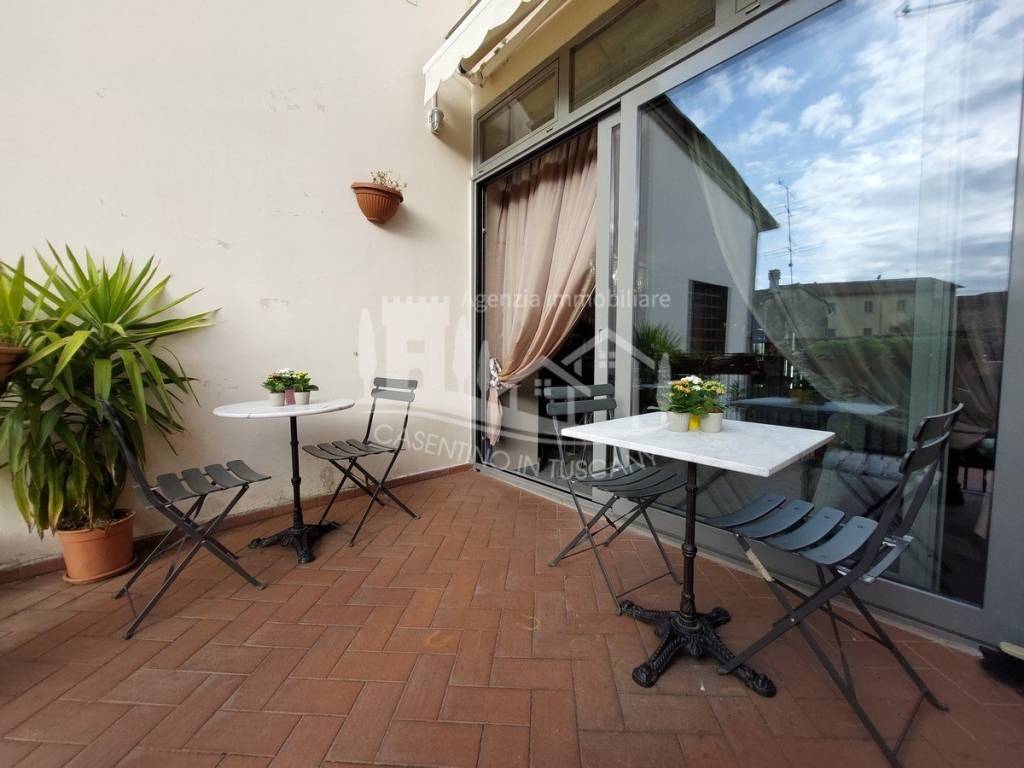 negozio in vendita a Pratovecchio Stia
