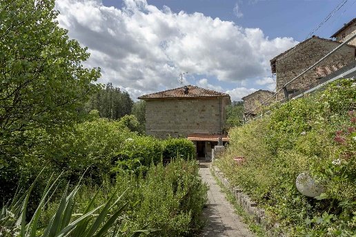 appartamento in vendita a Pratovecchio Stia in zona Papiano