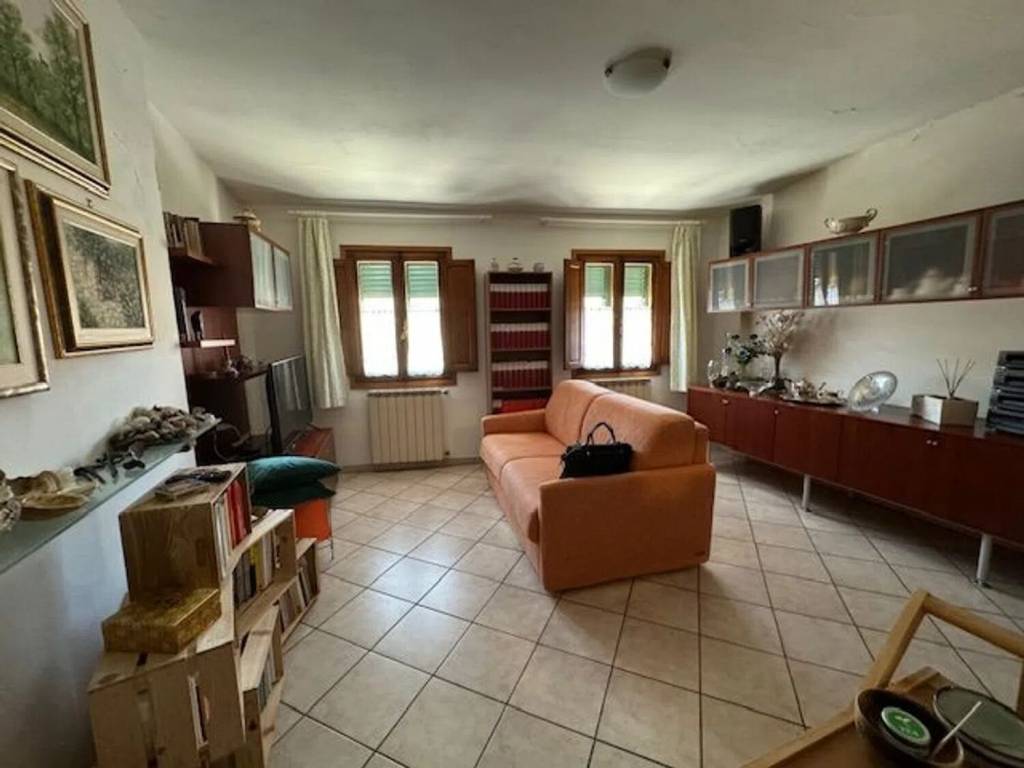 appartamento in vendita a Pratovecchio Stia in zona Stia