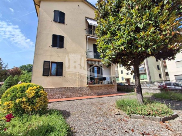 appartamento in vendita a Pratovecchio Stia in zona Pratovecchio