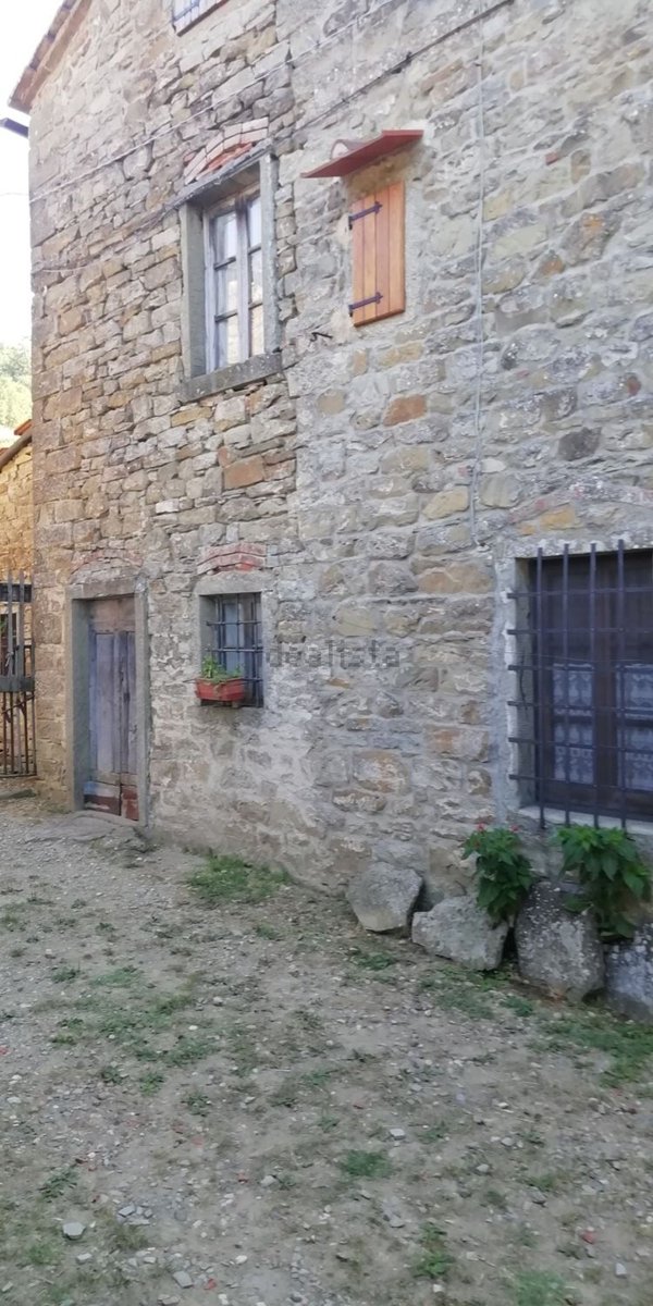 casale in vendita a Pratovecchio Stia