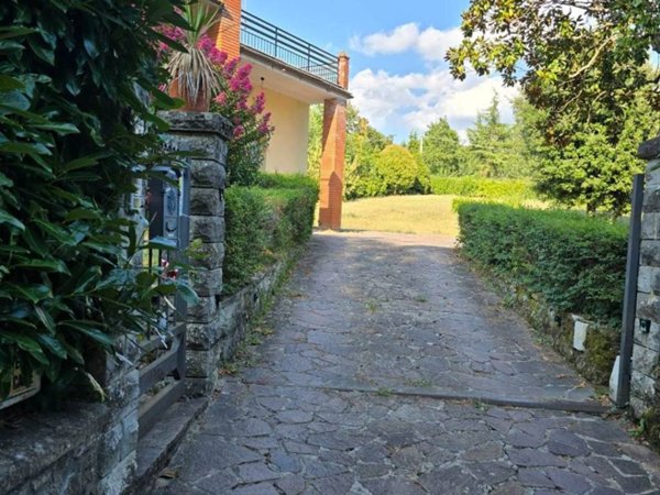 casa indipendente in vendita a Pratovecchio Stia in zona Villa