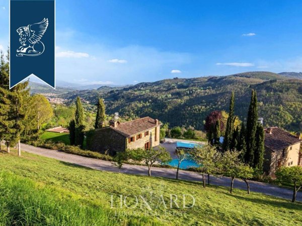 casa indipendente in vendita a Pratovecchio Stia in zona Villa