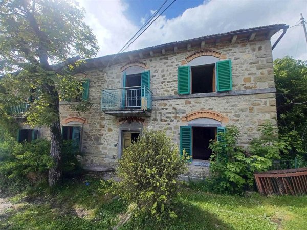 appartamento in vendita a Pratovecchio Stia in zona Casalino