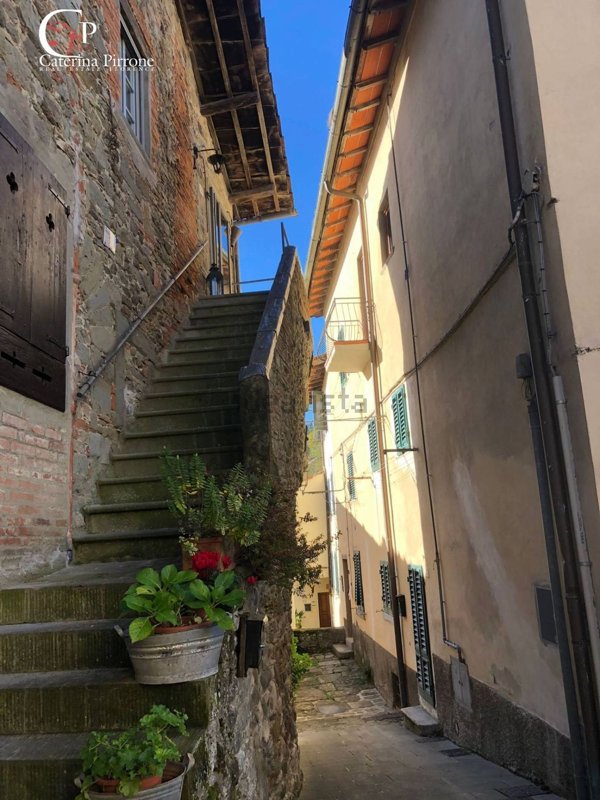 appartamento in vendita a Pratovecchio Stia in zona Stia