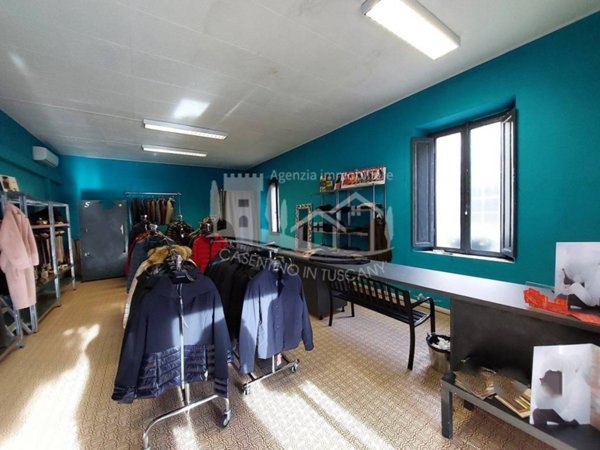 negozio in vendita a Pratovecchio Stia in zona Stia