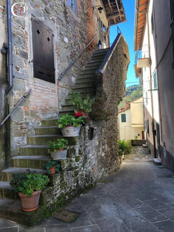 appartamento in vendita a Pratovecchio Stia in zona Stia