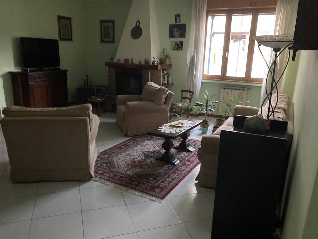 appartamento in vendita a Pratovecchio Stia in zona Pratovecchio