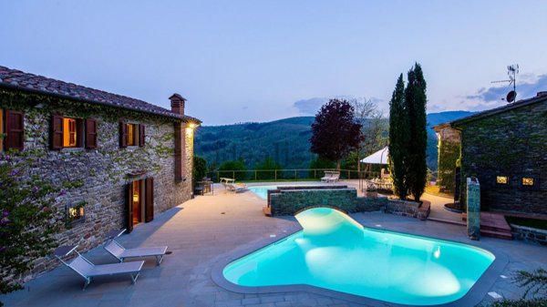 casa indipendente in vendita a Pratovecchio Stia in zona Villa