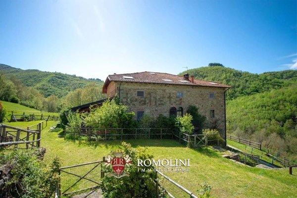 casa indipendente in vendita a Pratovecchio Stia