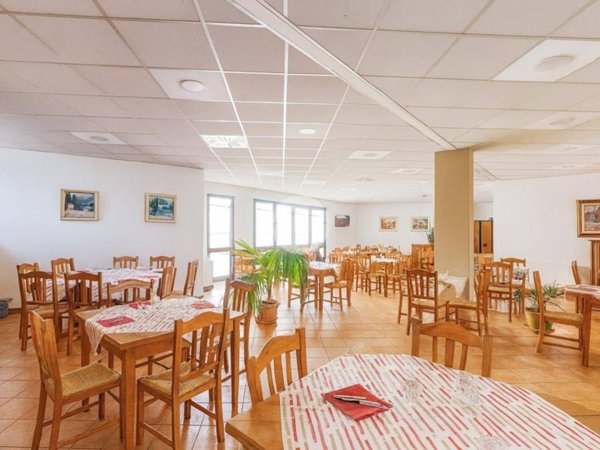 intera palazzina in vendita a Pratovecchio Stia in zona Pratovecchio