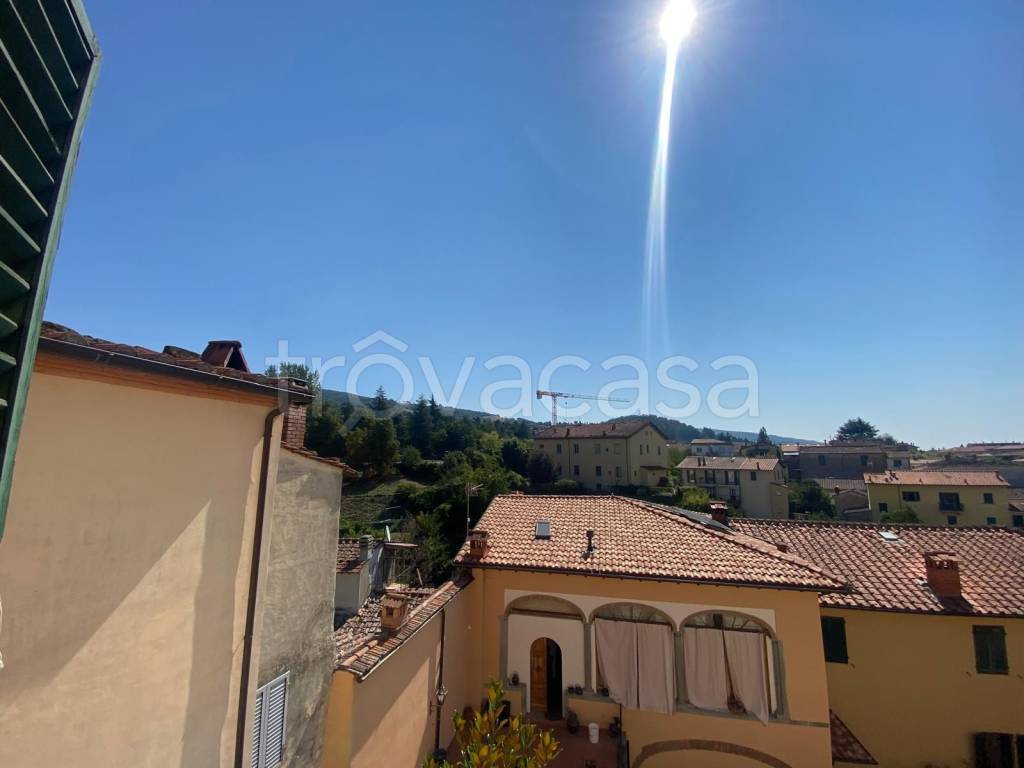 appartamento in vendita a Pratovecchio Stia in zona Stia