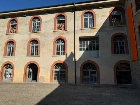 negozio in vendita a Pratovecchio Stia in zona Stia