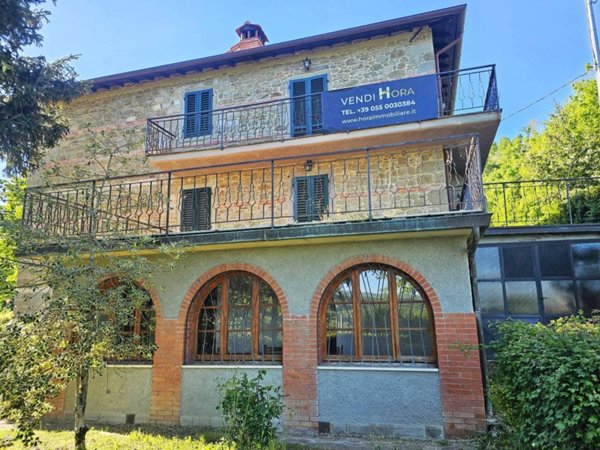 casa indipendente in vendita a Pratovecchio Stia in zona Tartiglia