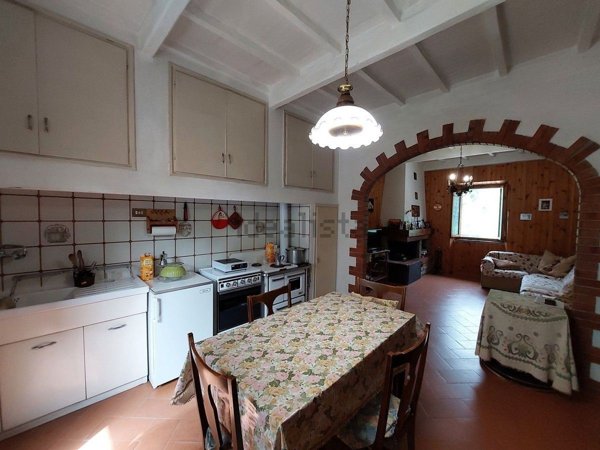 appartamento in vendita a Pratovecchio Stia in zona Papiano
