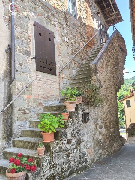 appartamento in vendita a Pratovecchio Stia in zona Stia