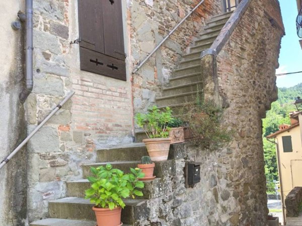 appartamento in vendita a Pratovecchio Stia in zona Stia