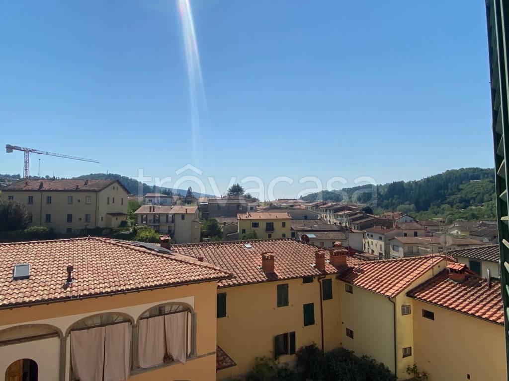 appartamento in vendita a Pratovecchio Stia in zona Stia