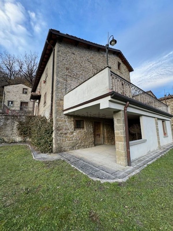 casa indipendente in vendita a Pratovecchio Stia