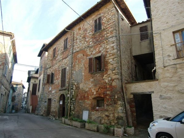 casa semindipendente in vendita a Laterina Pergine Valdarno in zona Laterina