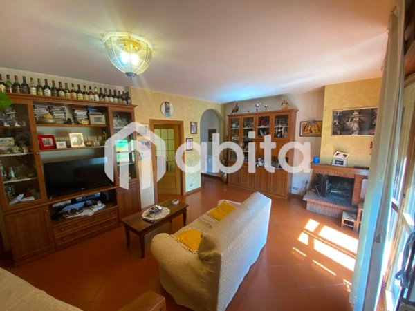 casa indipendente in vendita a Laterina Pergine Valdarno in zona Montalto