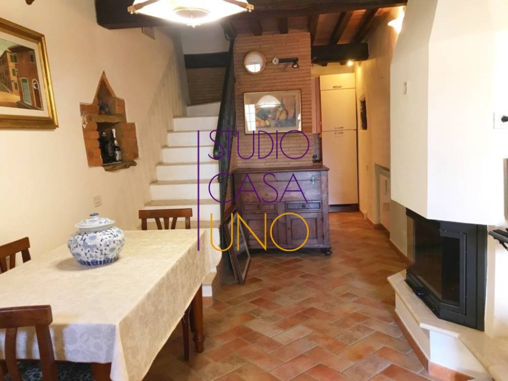 casa indipendente a Laterina Pergine Valdarno in zona Pergine Valdarno