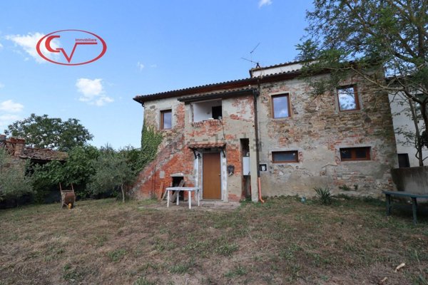 quadrivano in vendita a Laterina Pergine Valdarno in zona Pergine Valdarno