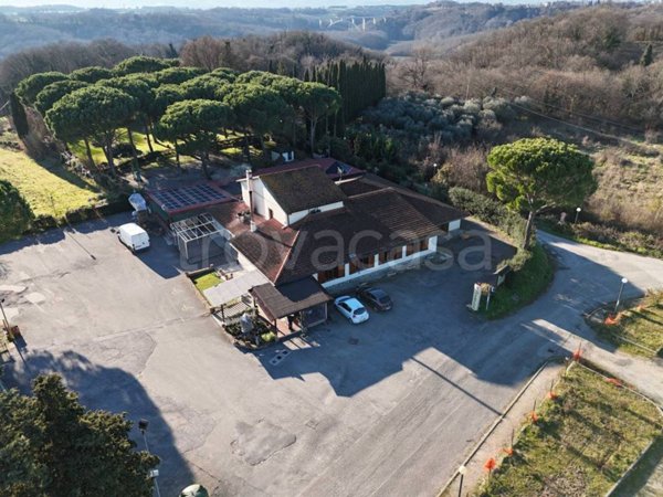 negozio in vendita a Laterina Pergine Valdarno