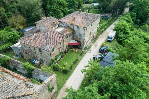 villa in vendita a Laterina Pergine Valdarno in zona Laterina