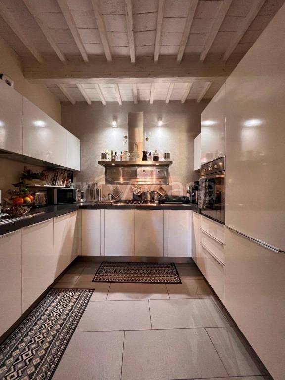 appartamento in vendita a Laterina Pergine Valdarno in zona Laterina