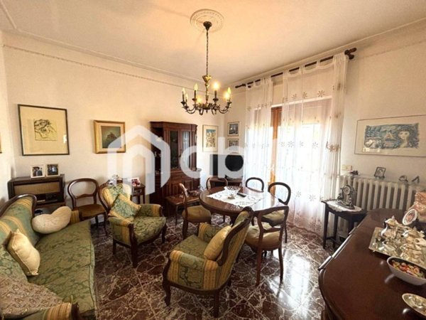 casa indipendente in vendita a Laterina Pergine Valdarno in zona Ponticino