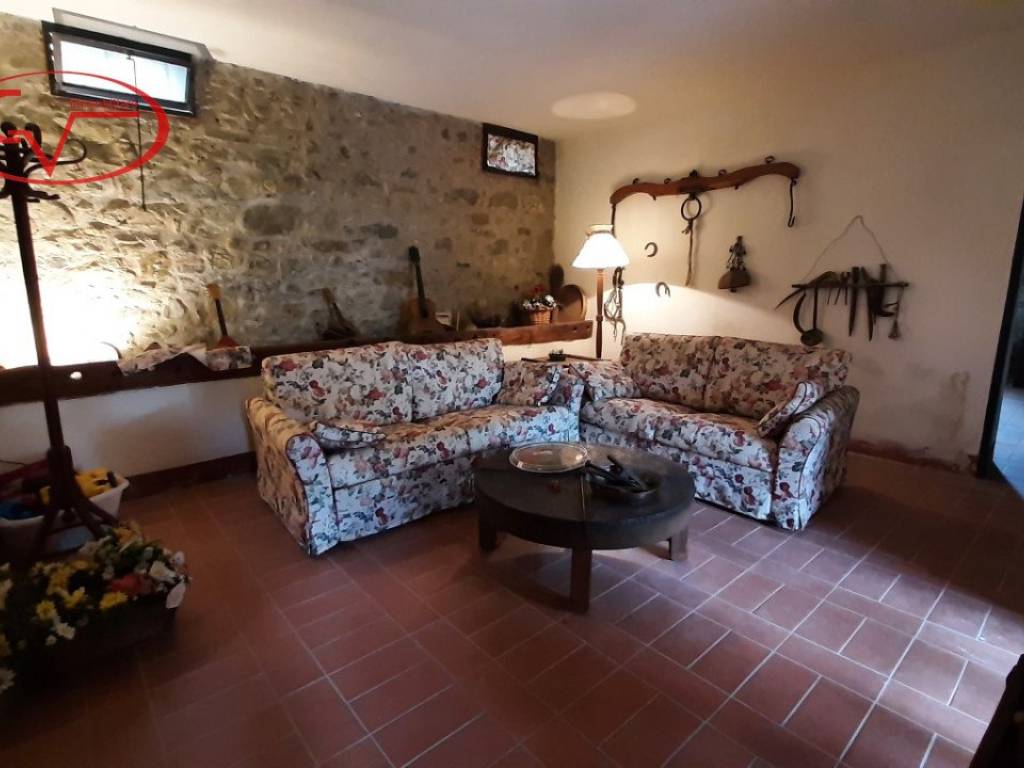 casa indipendente in vendita a Laterina Pergine Valdarno in zona Laterina