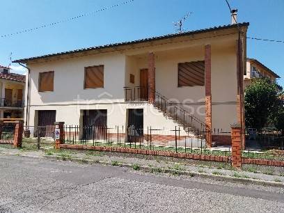 casa indipendente in vendita a Laterina Pergine Valdarno