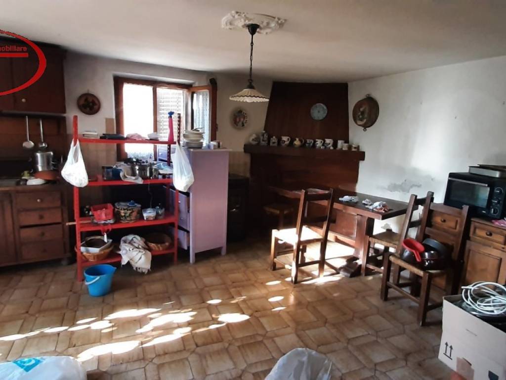 casa indipendente in vendita a Laterina Pergine Valdarno in zona Laterina
