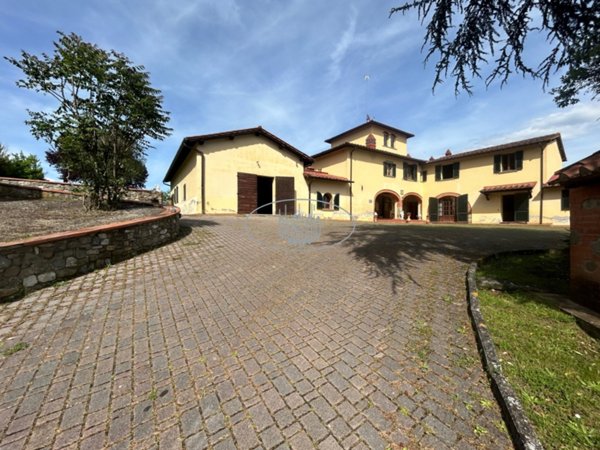 casa indipendente a Laterina Pergine Valdarno in zona Pieve a Presciano